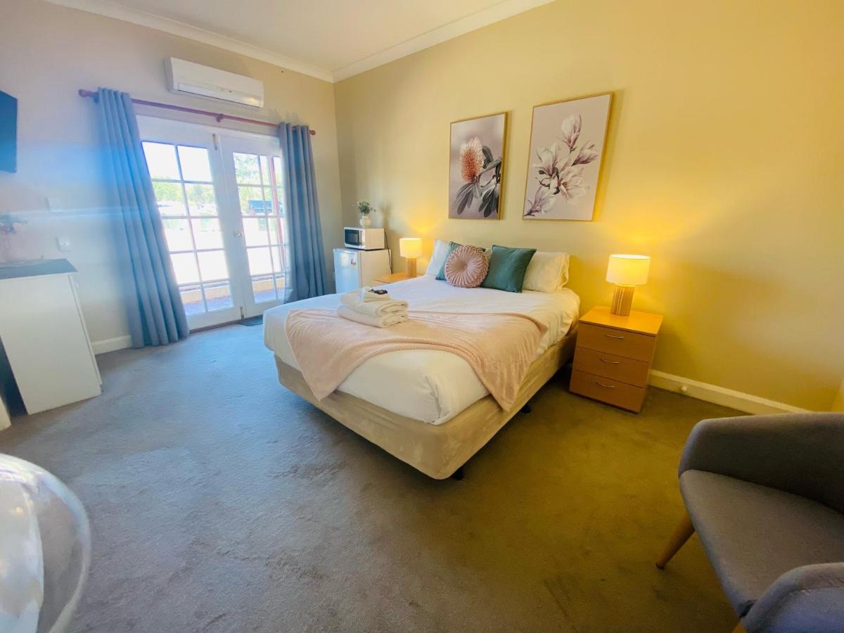 מלון Settlers House יורק מראה חיצוני תמונה
